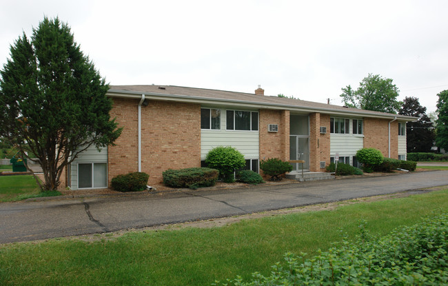 9912 Nicollet Ave S in Bloomington, MN - Building Photo - Building Photo