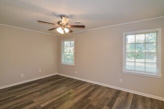 553 E Moye Dr in Montgomery, AL - Foto de edificio - Building Photo