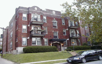 6220 Rosebury Ave Apartments