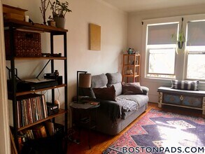 155 Summer St, Unit 14F in Somerville, MA - Building Photo - Building Photo