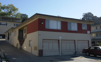 7886 Ney Ave in Oakland, CA - Building Photo - Building Photo