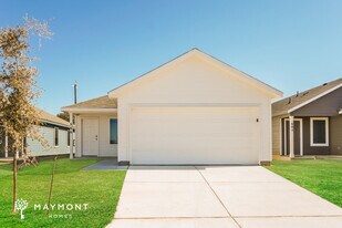 566 Layne Overlook in San Antonio, TX - Building Photo