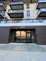 2407 W Eastwood Ave in Chicago, IL - Building Photo