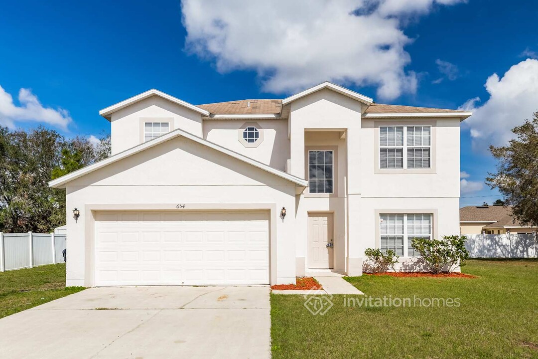 654 Bluebill Ct in Kissimmee, FL - Building Photo