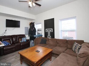 1515 N Bouvier St in Philadelphia, PA - Building Photo - Building Photo