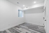 4111 Parrish St photo'
