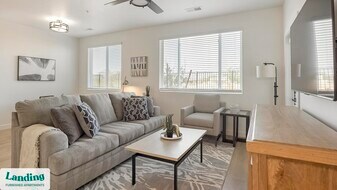 255 N Camino Mercado in Casa Grande, AZ - Building Photo