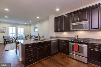 621 McKenzie Ave in Alexandria, VA - Building Photo - Building Photo