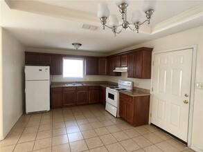 3900 S Sheraton Ave in Pharr, TX - Building Photo - Building Photo