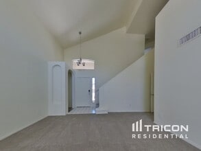 4911 W Tonto Rd in Glendale, AZ - Building Photo - Building Photo