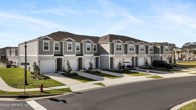 101 Pamplona Dr in St. Augustine, FL - Building Photo - Building Photo