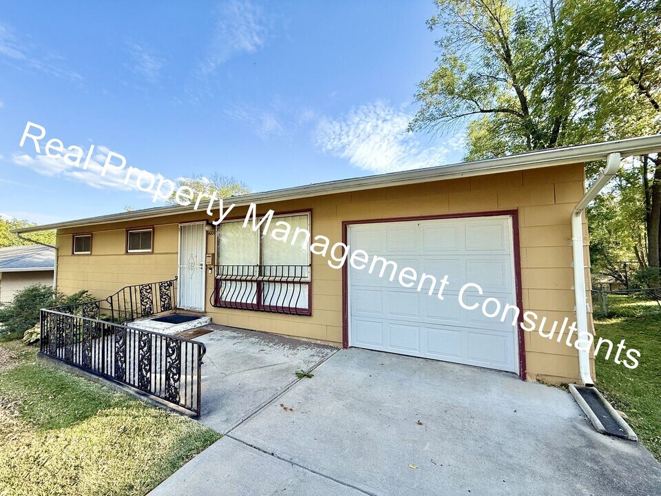 4001 E 47th St in Kansas City, MO - Building Photo