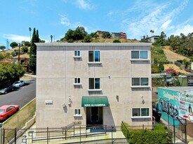5055 Alhambra Ave in Los Angeles, CA - Building Photo