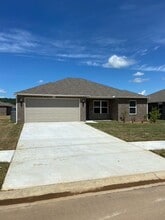 1740 Raden St in Conway, AR - Building Photo - Building Photo