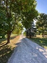 805 Ridge Rd in Hamilton, ON - Building Photo - Building Photo