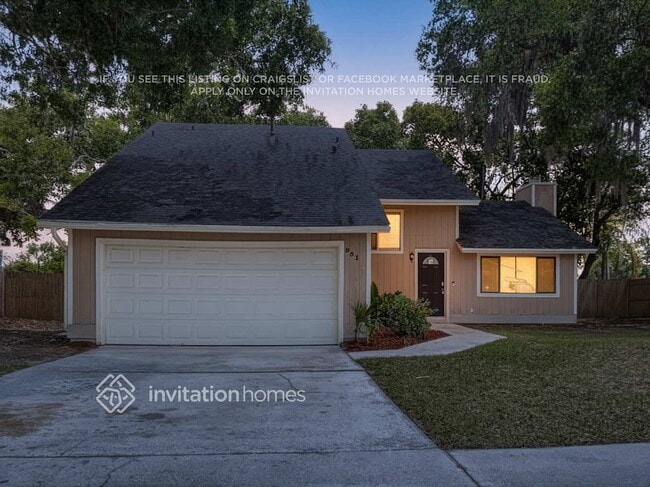 property at 951 Waverly Dr