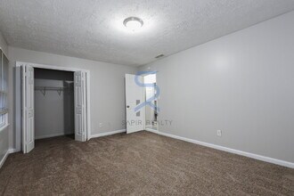 284 Timber Creek Ln SW in Marietta, GA - Building Photo - Building Photo