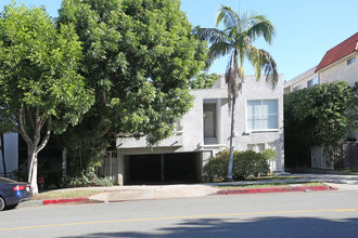 11644 Montana Ave in Los Angeles, CA - Building Photo - Building Photo