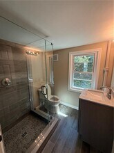 3560 Quaker Ln in North Kingstown, RI - Building Photo - Building Photo