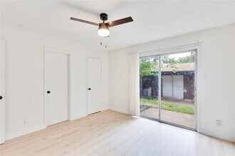 2314 Greenfield Pkwy in Austin, TX - Building Photo - Building Photo