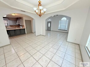 1713 Bobcat Ln in Harlingen, TX - Building Photo - Building Photo