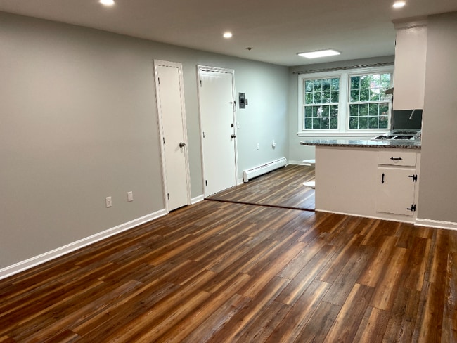 property at 180 Tyngsboro Rd