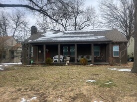 2533 E 19th St in Tulsa, OK - Building Photo