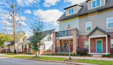 Lyons Corner in Gainesville, FL - Building Photo - Building Photo