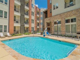 Balcones Lofts in Balcones Heights, TX - Building Photo