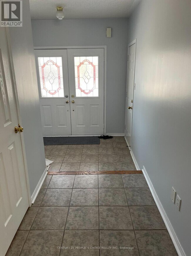 3532 Southwick St in Mississauga, ON - Building Photo - Building Photo