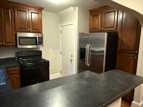 821 Erin Ave SW in Atlanta, GA - Building Photo - Building Photo