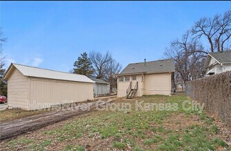 815 S Crysler Ave in Independence, MO - Building Photo - Building Photo