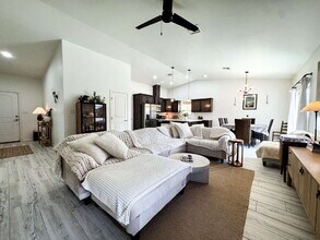 4377 W 16th Ln in Yuma, AZ - Building Photo - Building Photo