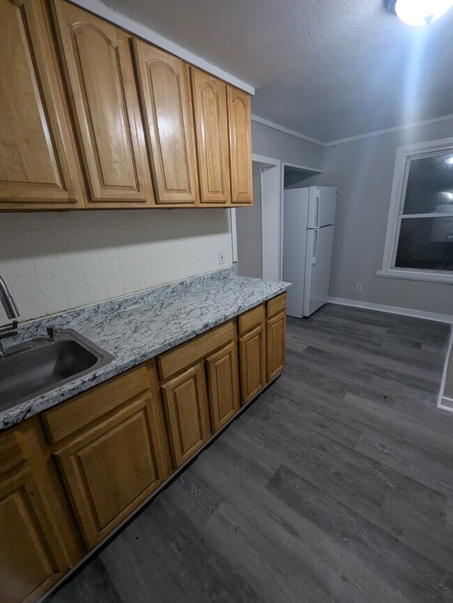 135 County St, Unit 1 in New Haven, CT - Building Photo - Building Photo