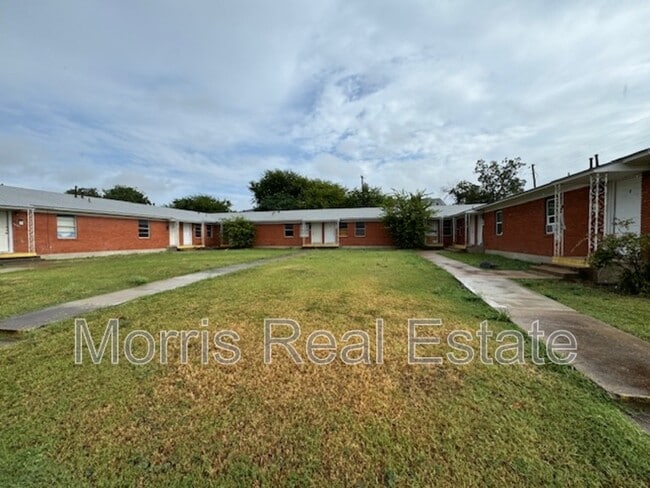 property at 201 W Green Ave