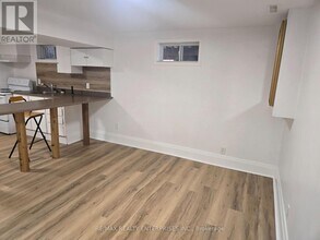 1224 Cramer St in Mississauga, ON - Building Photo - Building Photo