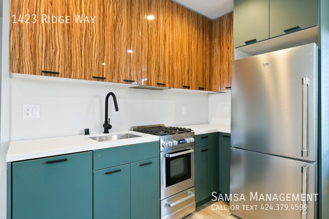 property at 1423 Ridge Way