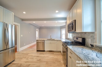 6 South St, Unit 1 in Boston, MA - Building Photo - Building Photo