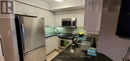 1 Rean Dr in Toronto, ON - Building Photo - Building Photo
