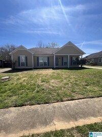 115 E Stonehaven Cir