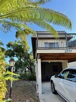 3255 Ramblewood Pl in Sarasota, FL - Building Photo