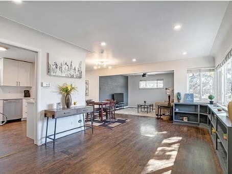 2090 S Wolff St in Denver, CO - Building Photo - Building Photo