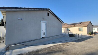 2285 Chestnut St in San Bernardino, CA - Building Photo - Building Photo