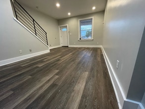 902 S Yewdall St in Philadelphia, PA - Building Photo - Building Photo