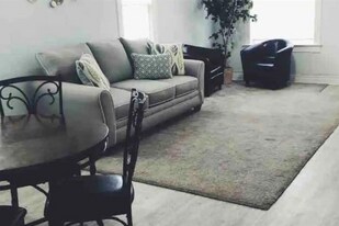 407 E 13th St in Sioux Falls, SD - Building Photo