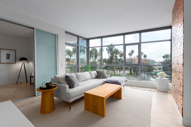 1441 9th Ave, Unit 204 in San Diego, CA - Building Photo - Building Photo