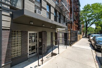 228 E Second St in New York, NY - Building Photo - Building Photo