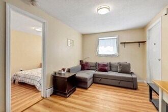 81 Summer St, Unit 2 in Somerville, MA - Building Photo - Building Photo