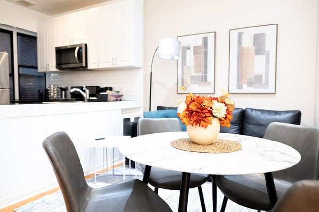 230 W 113th St, Unit ID1032010P in New York, NY - Foto de edificio - Building Photo