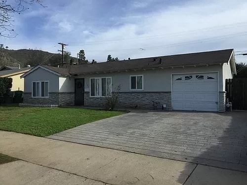 5760 Jackson Dr in La Mesa, CA - Foto de edificio - Building Photo